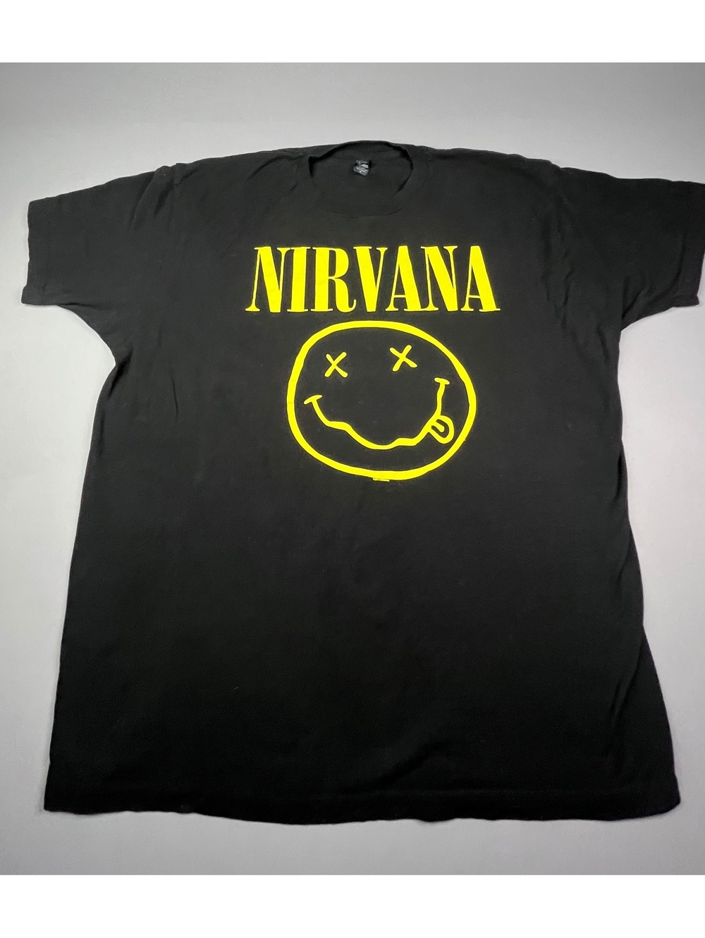 Nirvana Black Smiley Face Band T Shirt XL